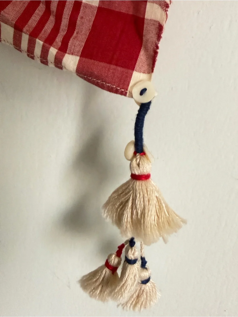 Pero by Aneeth Arora Scarf in 100% Cotton in red and white striped patterns